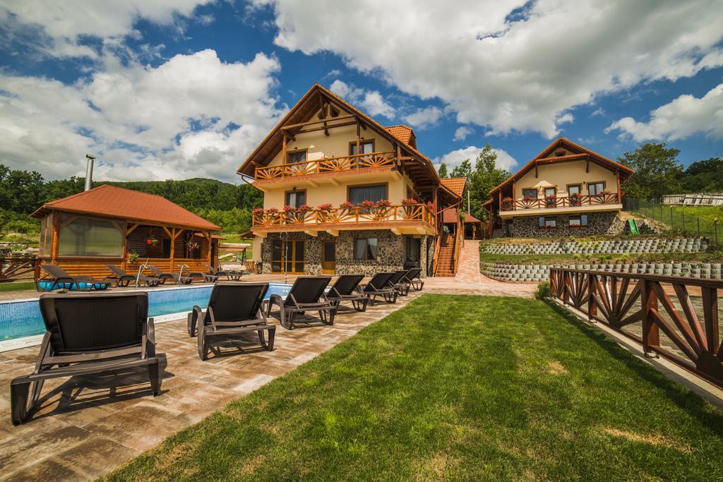 Nemeth Resort ソバタ エクステリア 写真